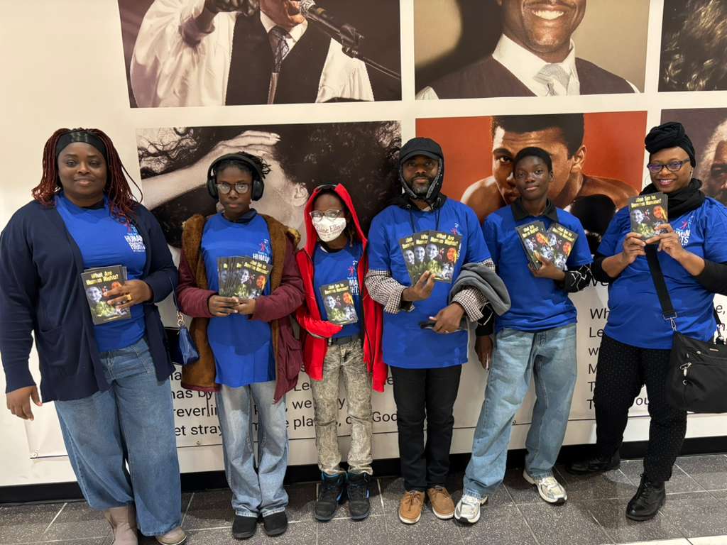 Peculiar Queens Impact Image